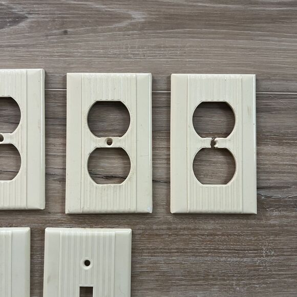 7pc 1960s Vintage Mid Century Modern Electricity Switch Plate Covers Bundle Lot - Picture 3 of 4